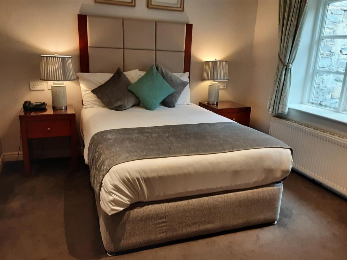 Manor Hotel 3*